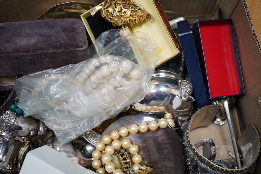 A quantity of assorted plated wares, collectables, watches, shell buckle, white metal and costume jewellery including micro mosaic, oval locket, brooches, pendants, white metal and paste spectacle necklace, a pewter ciga